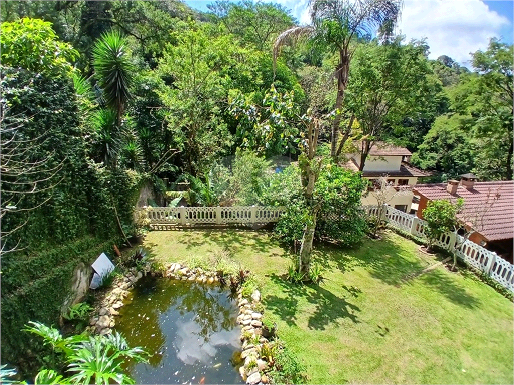 Casa Alto Padrão em condomínio fechado à Venda – Conforto, Lazer e Exclusividade em Cada Detalhe!