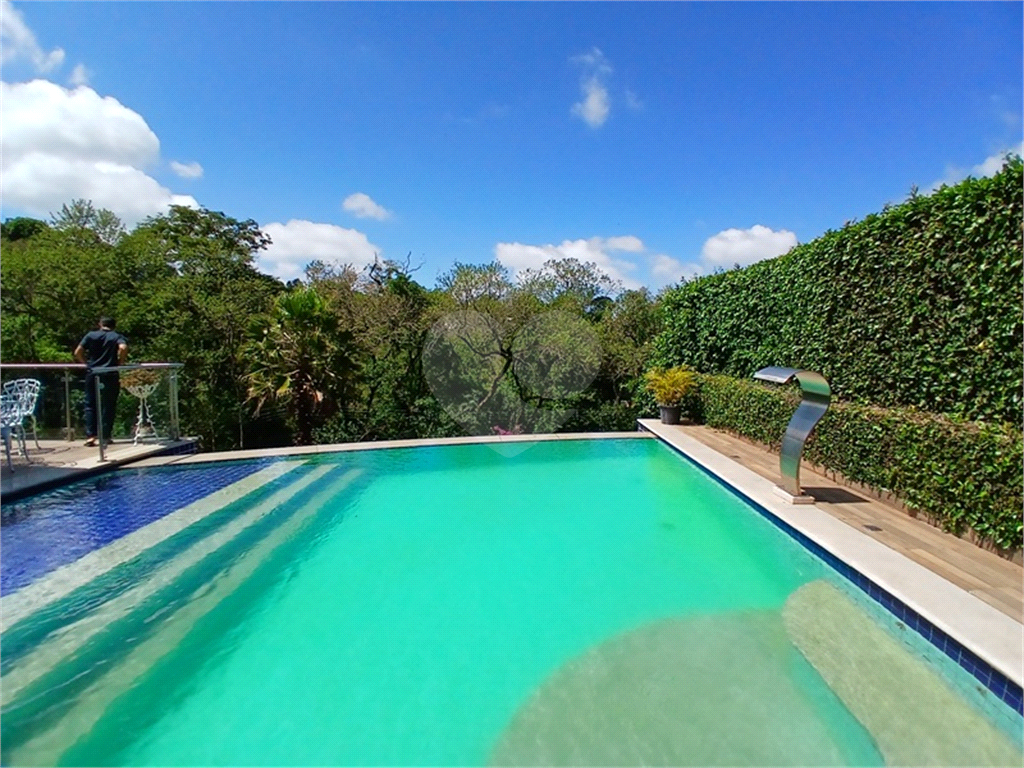 Casa Alto Padrão em condomínio fechado à Venda – Conforto, Lazer e Exclusividade em Cada Detalhe!