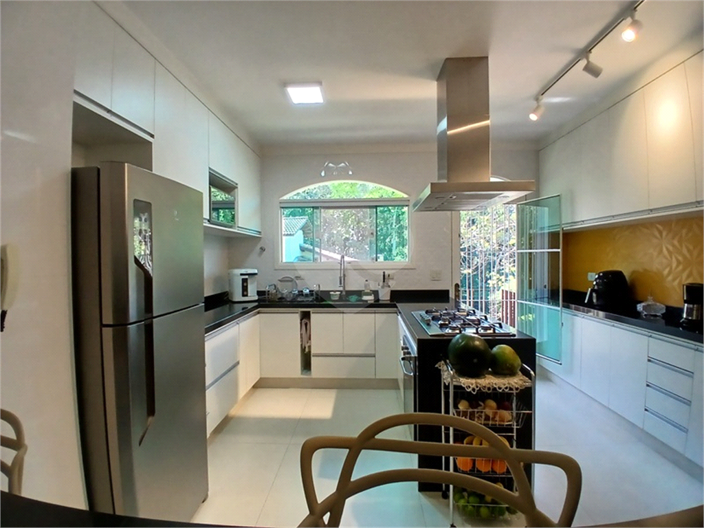 Casa Alto Padrão em condomínio fechado à Venda – Conforto, Lazer e Exclusividade em Cada Detalhe!