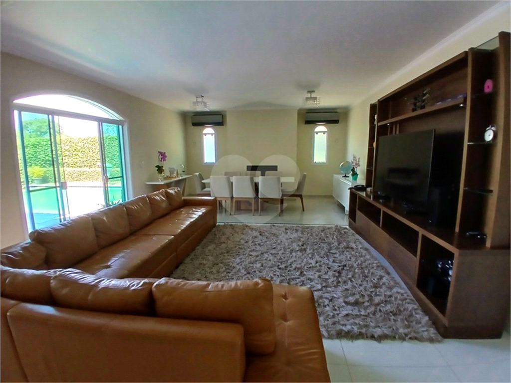 Casa Alto Padrão em condomínio fechado à Venda – Conforto, Lazer e Exclusividade em Cada Detalhe!