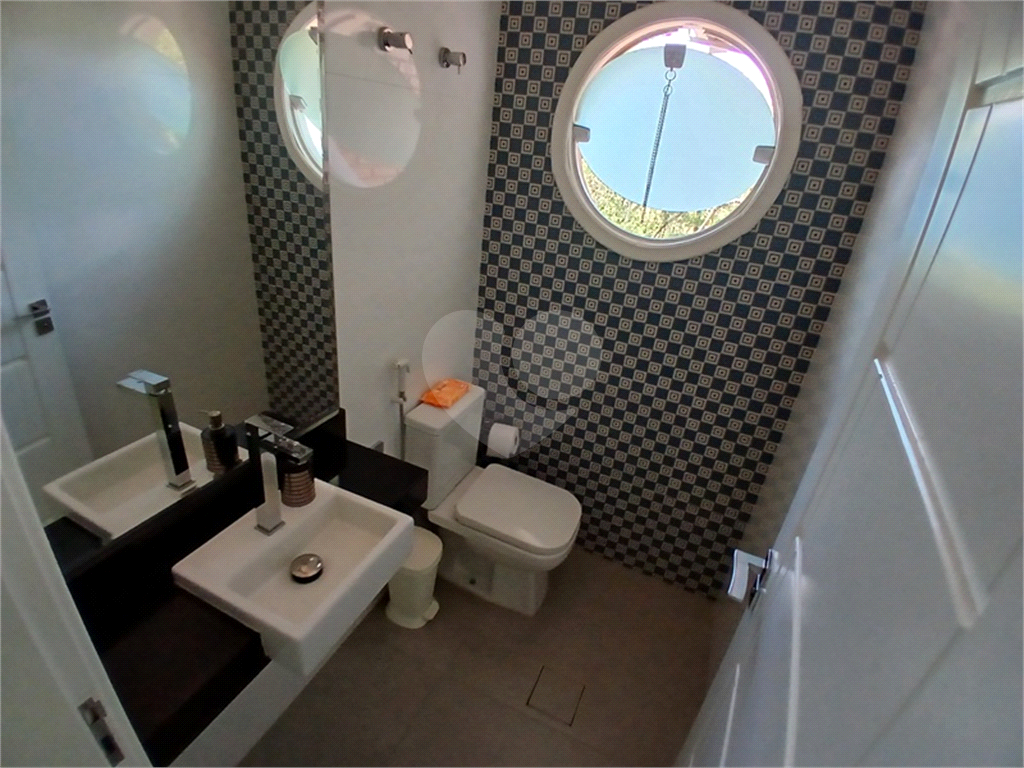 Casa Alto Padrão em condomínio fechado à Venda – Conforto, Lazer e Exclusividade em Cada Detalhe!