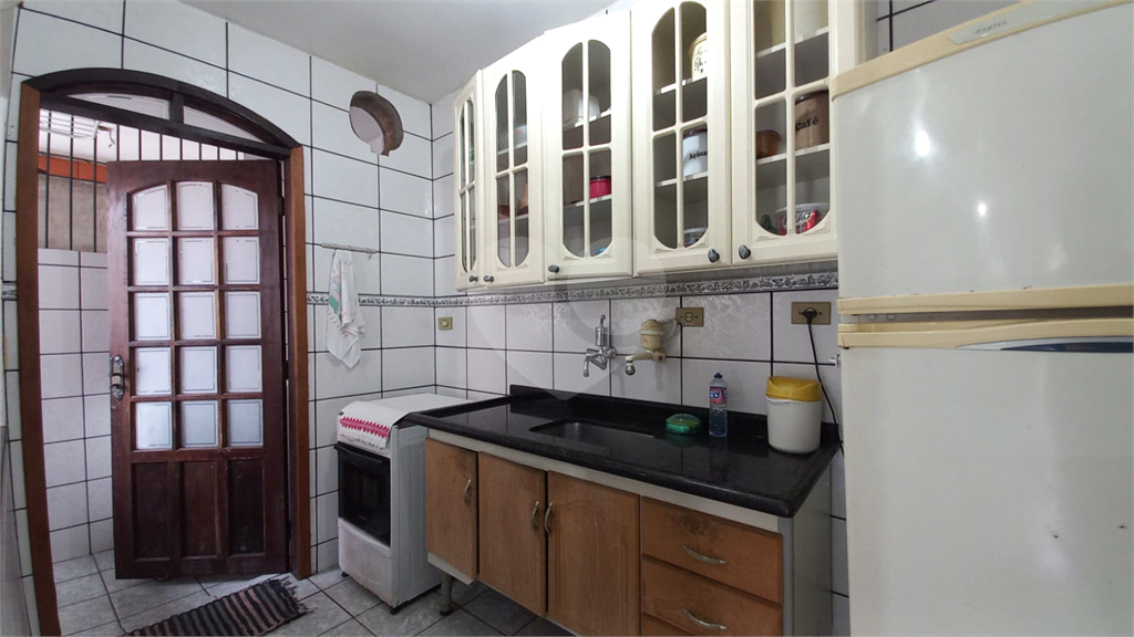 Casa com 5 Dormitórios e 3 Vagas na Vila Amália – Ótimo Terreno para Construtor