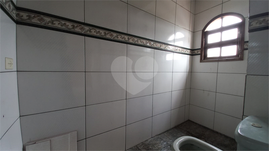 Casa com 5 Dormitórios e 3 Vagas na Vila Amália – Ótimo Terreno para Construtor