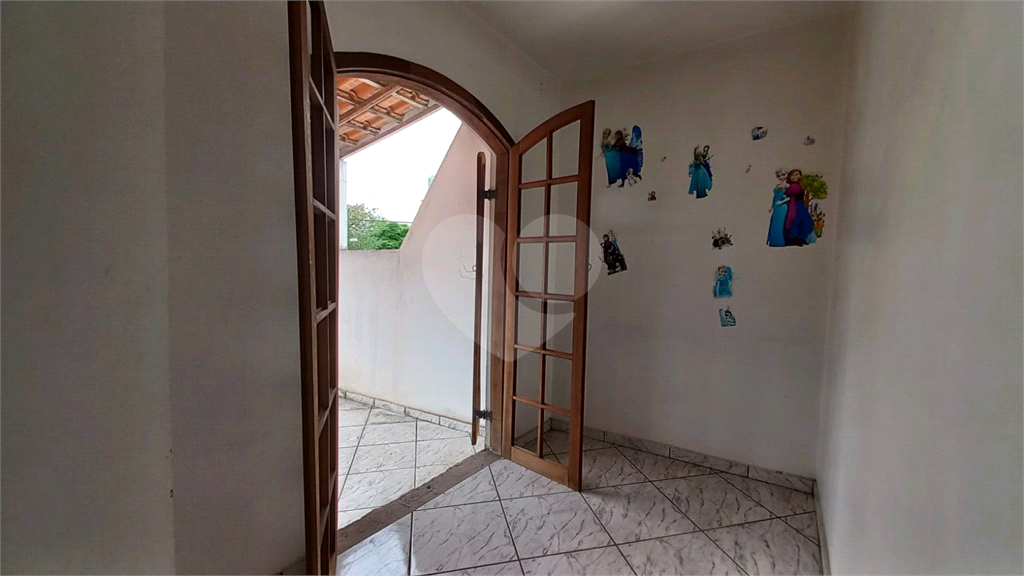 Casa com 5 Dormitórios e 3 Vagas na Vila Amália – Ótimo Terreno para Construtor