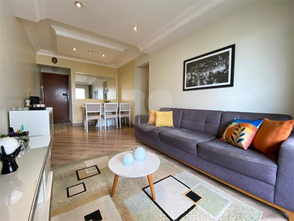 Apartamento com 3 quartos na Santa Teresinha