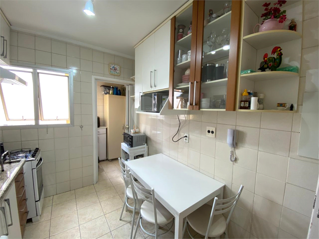 Apartamento com 3 quartos na Santa Teresinha