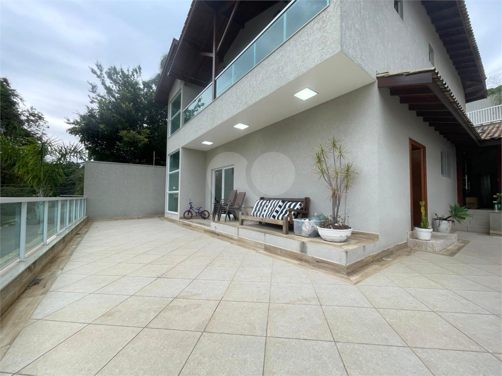 Casa deslumbrante na Serra da Cantareira – onde o alto padrão encontra a natureza