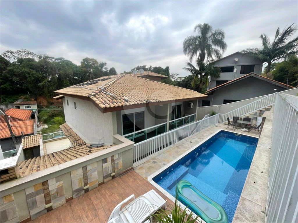 Casa deslumbrante na Serra da Cantareira – onde o alto padrão encontra a natureza