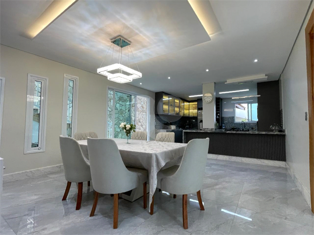 Casa deslumbrante na Serra da Cantareira – onde o alto padrão encontra a natureza