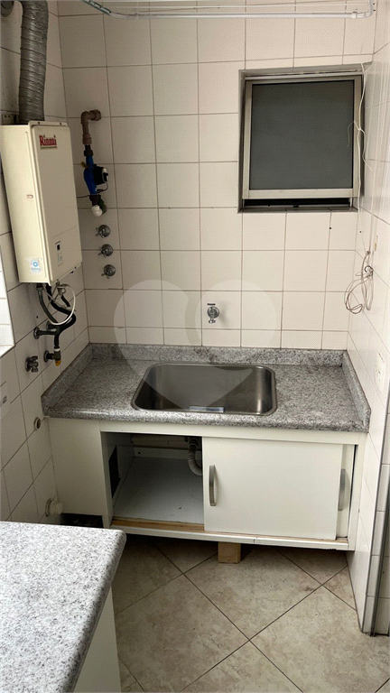 Apartamento a venda em condominio clube proximo ao Metro Parada Inglesa.