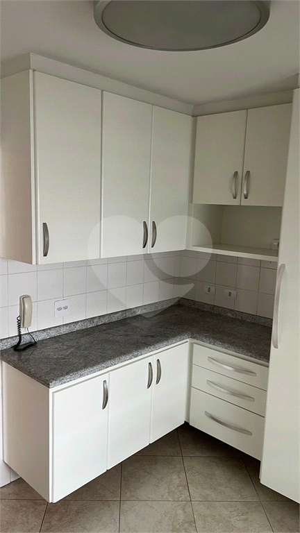 Apartamento a venda em condominio clube proximo ao Metro Parada Inglesa.
