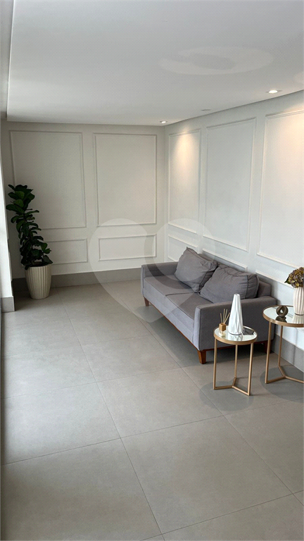 Apartamento a venda em condominio clube proximo ao Metro Parada Inglesa.