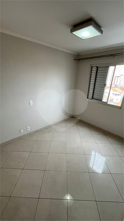 Apartamento a venda em condominio clube proximo ao Metro Parada Inglesa.