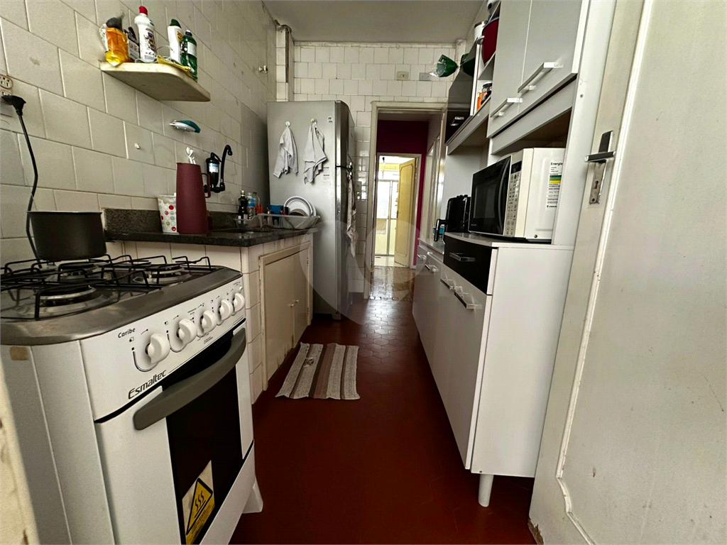 Apartamento com 3 quartos e 2 banheiros na Pamplona