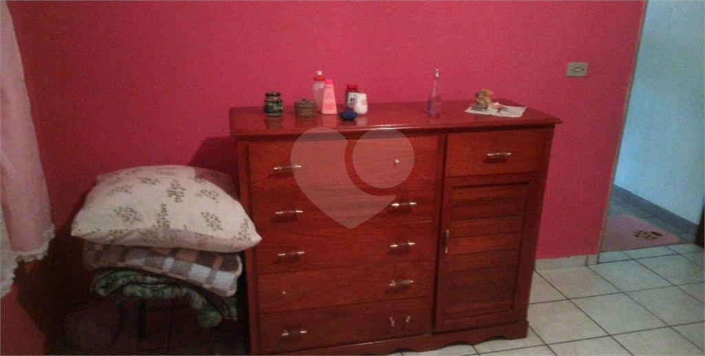 Sobrado á venda em Guarulhos