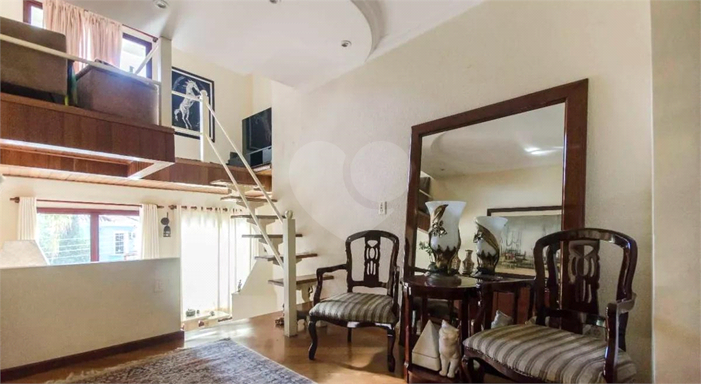 APARTAMENTO em SANTANA