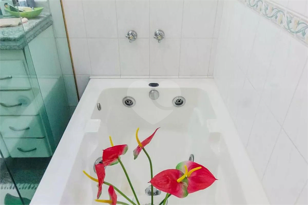 APARTAMENTO em SANTANA