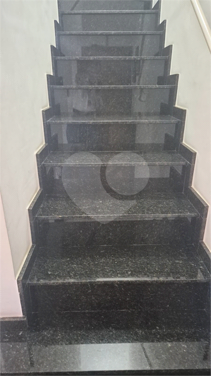 Lindo Sobrado em Condominio Residencial