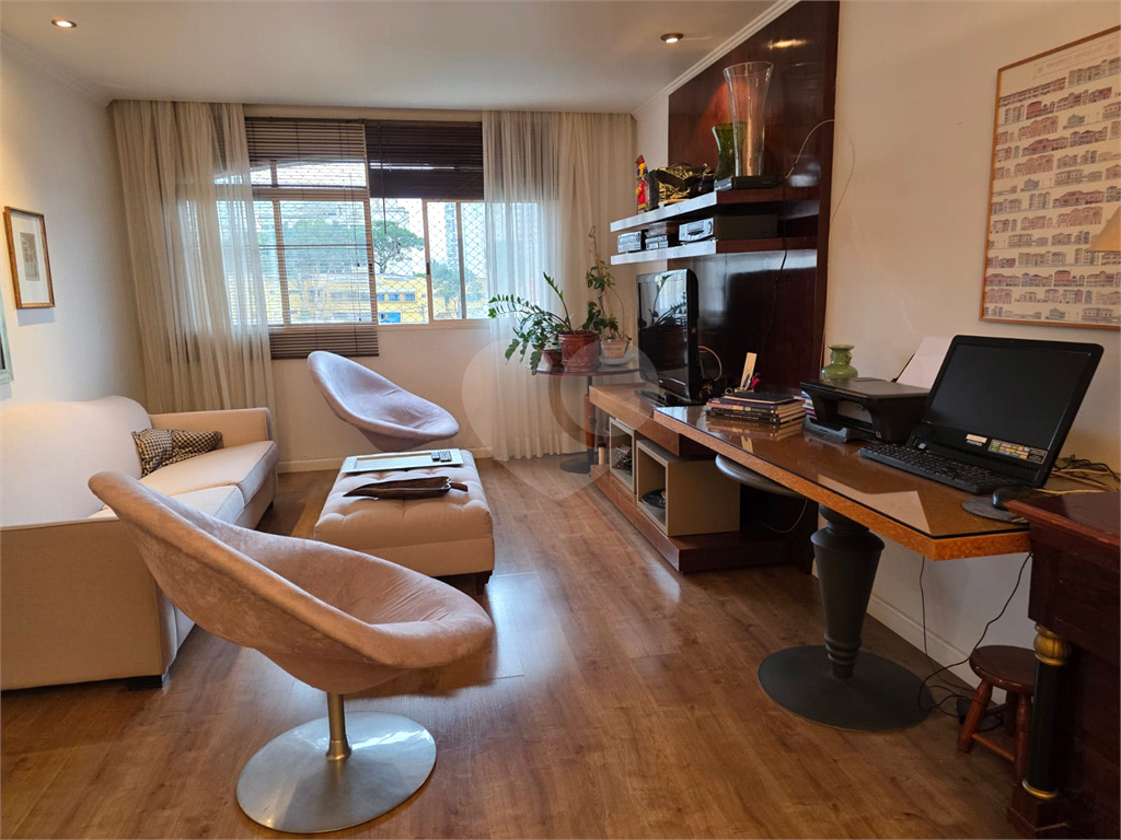 APARTAMENTO em MANDAQUI