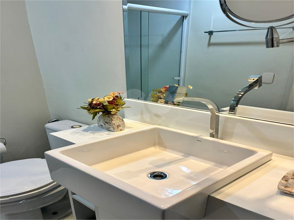 APTO 3 SUITES + 6 VAGAS