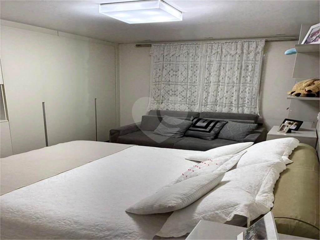 APTO 3 SUITES + 6 VAGAS