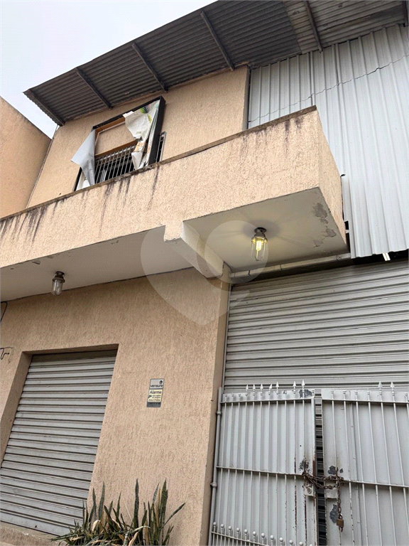 Galpão comercial Vila PRUDENTE 330MTS DOIS ANDARES
