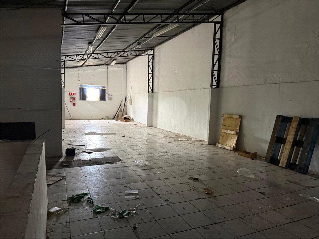 Galpão comercial Vila PRUDENTE 330MTS DOIS ANDARES
