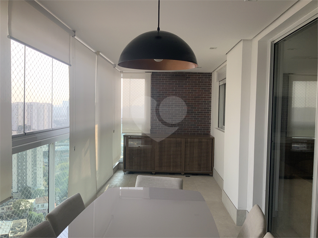 Apartamento para alugar no condomínio Vitá no Alto da lapa.