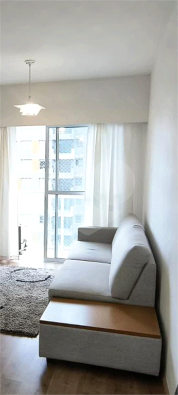 APARTAMENTO em ALPHAVILLE CENTRO INDUSTRIAL E EMPRESARIAL/ALPHAVI