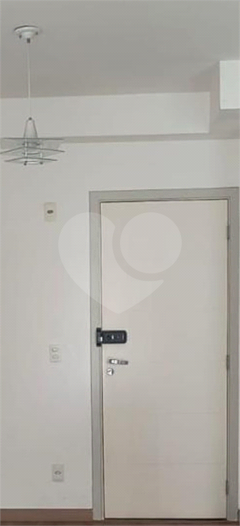 APARTAMENTO em ALPHAVILLE CENTRO INDUSTRIAL E EMPRESARIAL/ALPHAVI