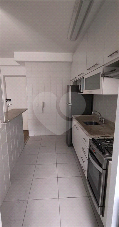 APARTAMENTO em ALPHAVILLE CENTRO INDUSTRIAL E EMPRESARIAL/ALPHAVI