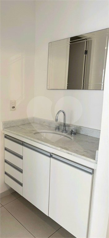 APARTAMENTO em ALPHAVILLE CENTRO INDUSTRIAL E EMPRESARIAL/ALPHAVI