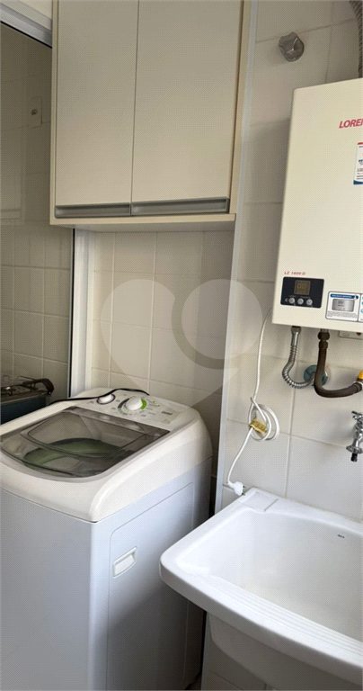 APARTAMENTO em ALPHAVILLE CENTRO INDUSTRIAL E EMPRESARIAL/ALPHAVI