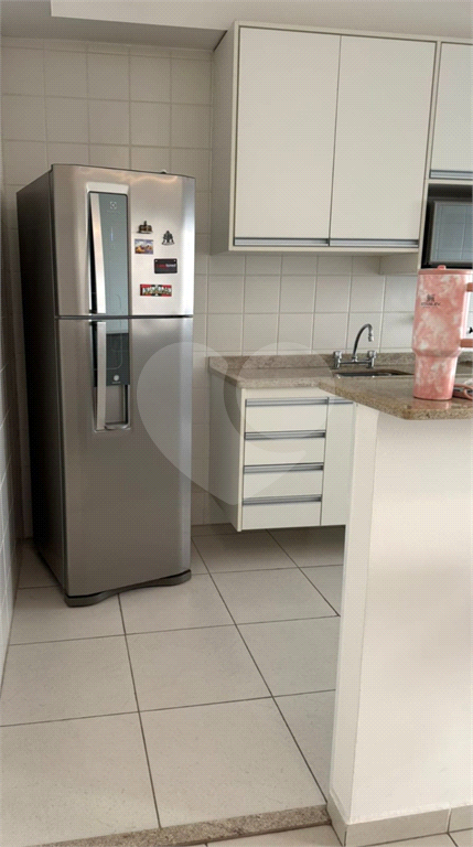 APARTAMENTO em ALPHAVILLE CENTRO INDUSTRIAL E EMPRESARIAL/ALPHAVI