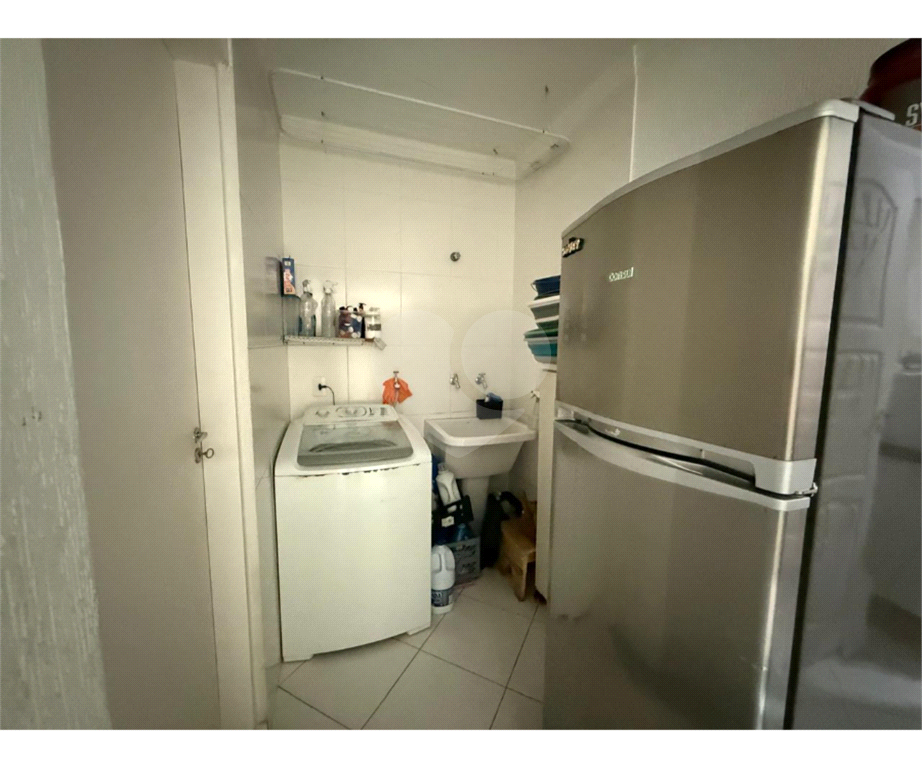 Sobrado com 3 dormitórios e suíte com closet a Venda 