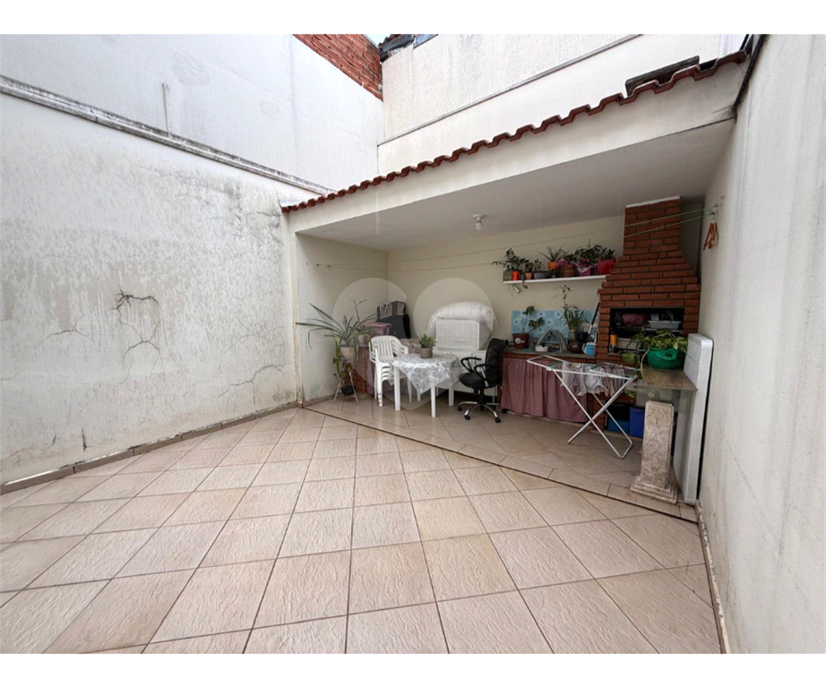 Sobrado com 3 dormitórios e suíte com closet a Venda 