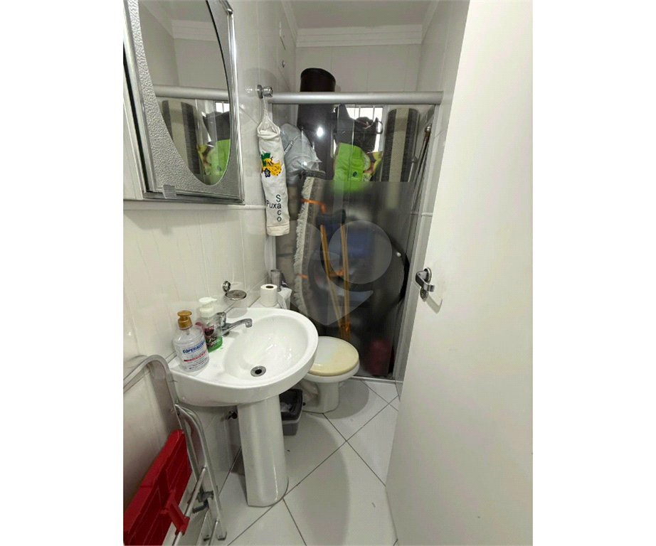 Sobrado com 3 dormitórios e suíte com closet a Venda 