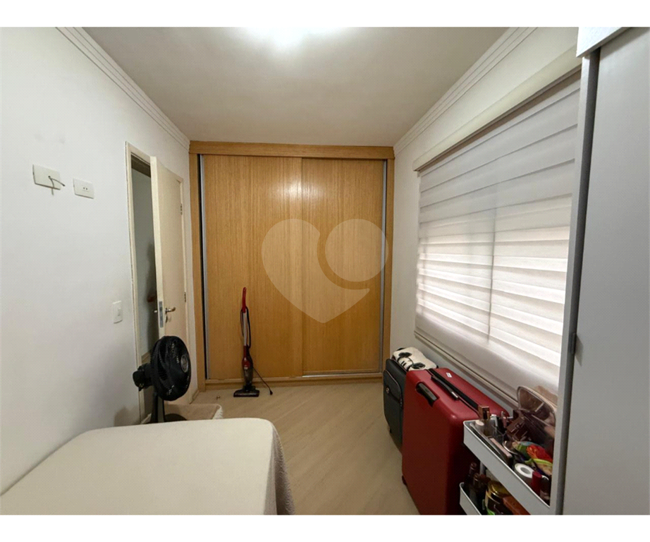 Sobrado com 3 dormitórios e suíte com closet a Venda 