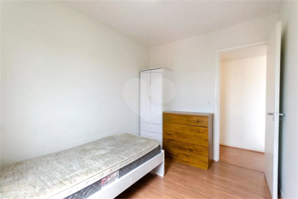 Apartamento 2 dormitórios (1 vaga) - Vila Mangalot