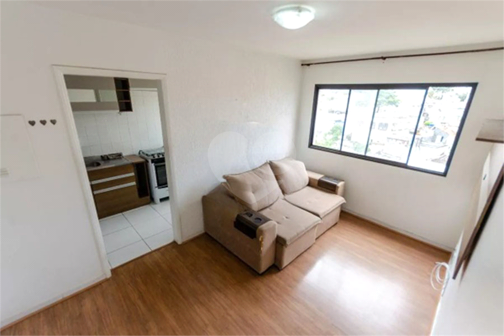 Apartamento 2 dormitórios (1 vaga) - Vila Mangalot