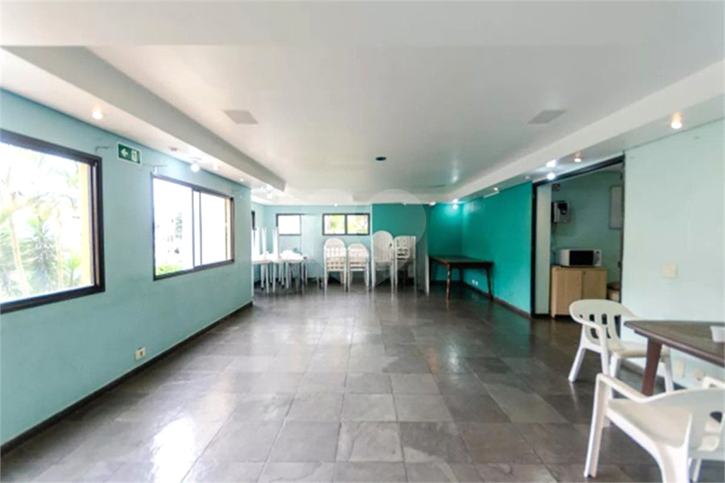 Apartamento 2 dormitórios (1 vaga) - Vila Mangalot