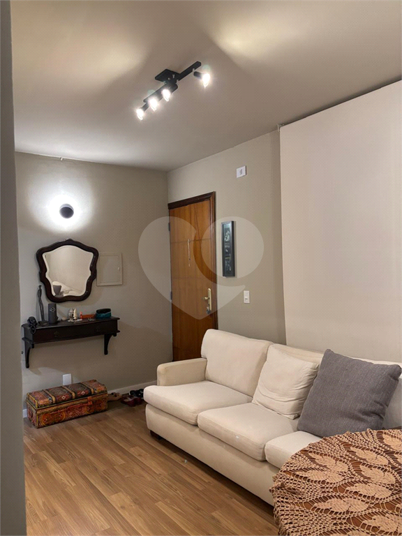 Apartamento à Venda - 2 dormitórios - 1 vaga - Mandaqui