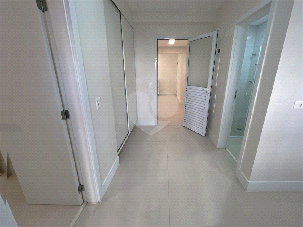 APARTAMENTO em VILA ROMANA