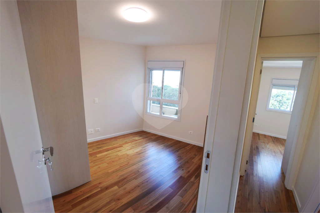 APARTAMENTO em VILA ROMANA