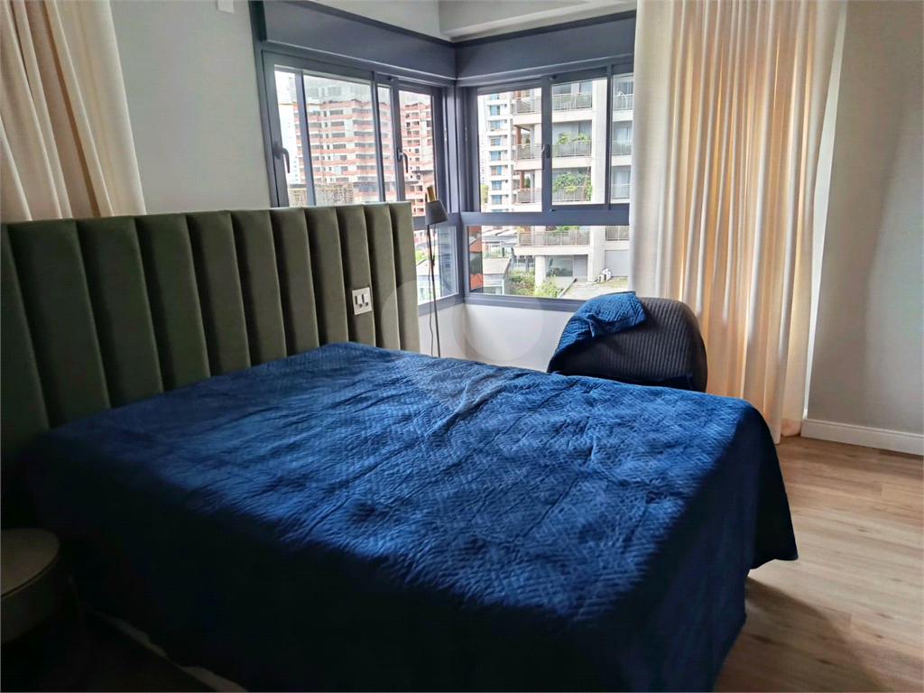 APARTAMENTO MOBILIADO NO BROOKLIN 