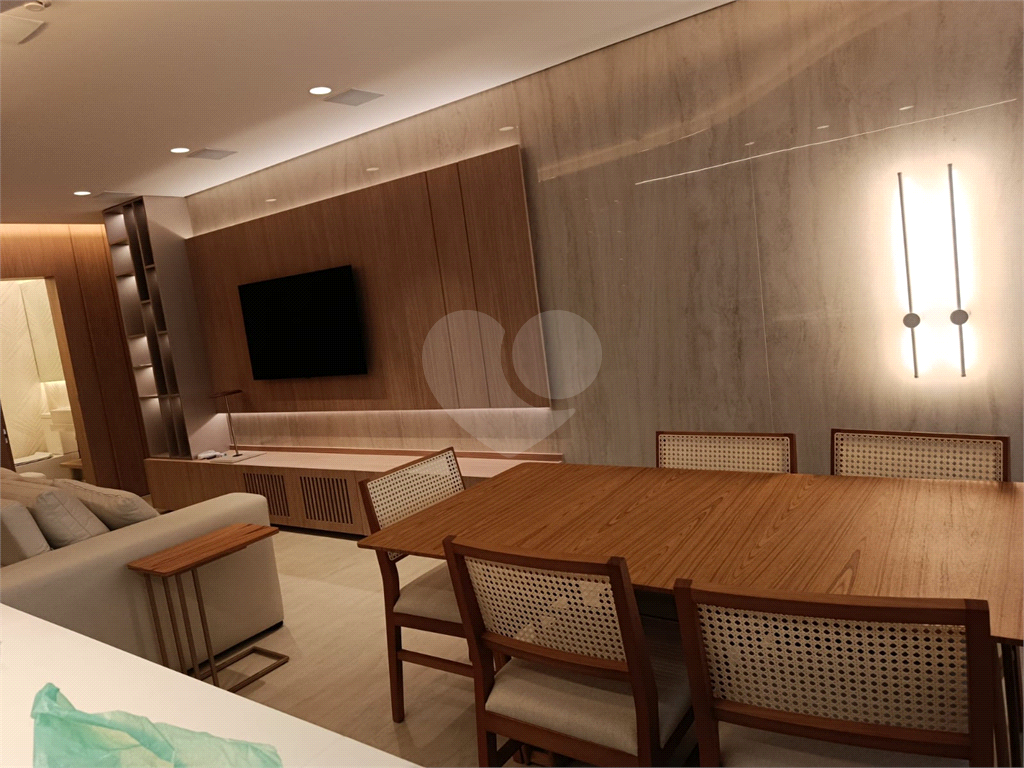 APARTAMENTO MOBILIADO NO BROOKLIN 