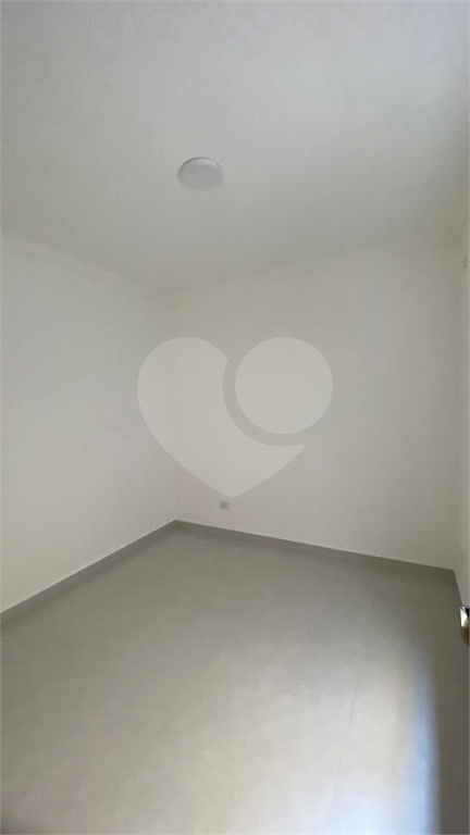 Sobrado Novo 3 dormitórios