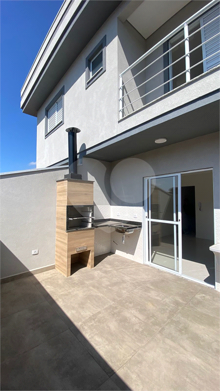 Sobrado Novo 3 dormitórios