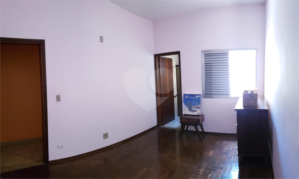 Imóvel de 375m² com casa principal grande de 3 quartos mais duas casas ao fundo Vila Yara OSASO