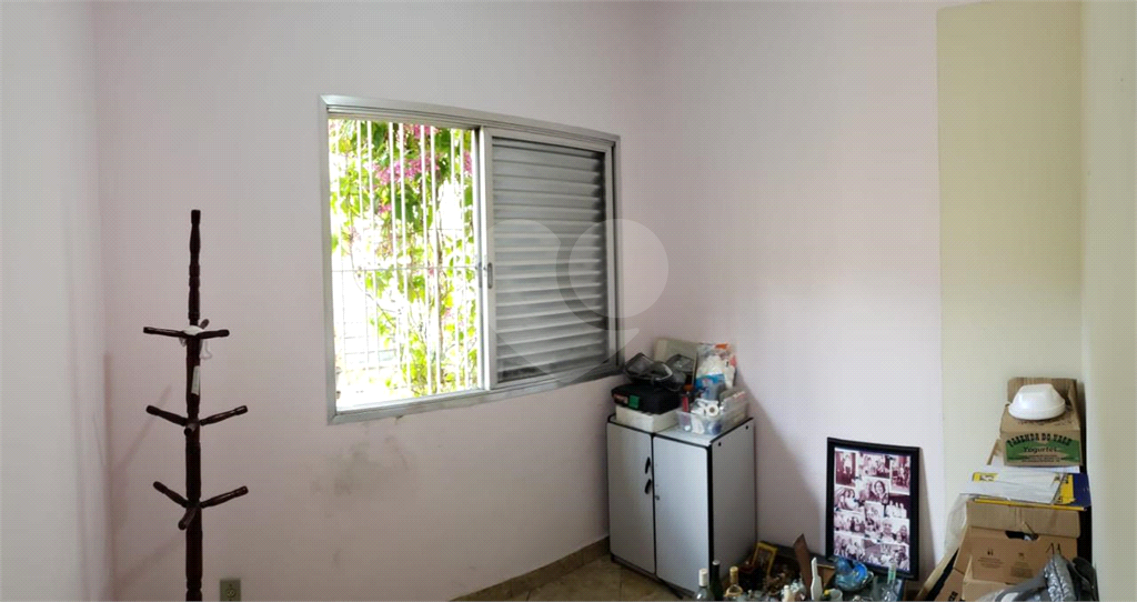 Imóvel de 375m² com casa principal grande de 3 quartos mais duas casas ao fundo Vila Yara OSASO